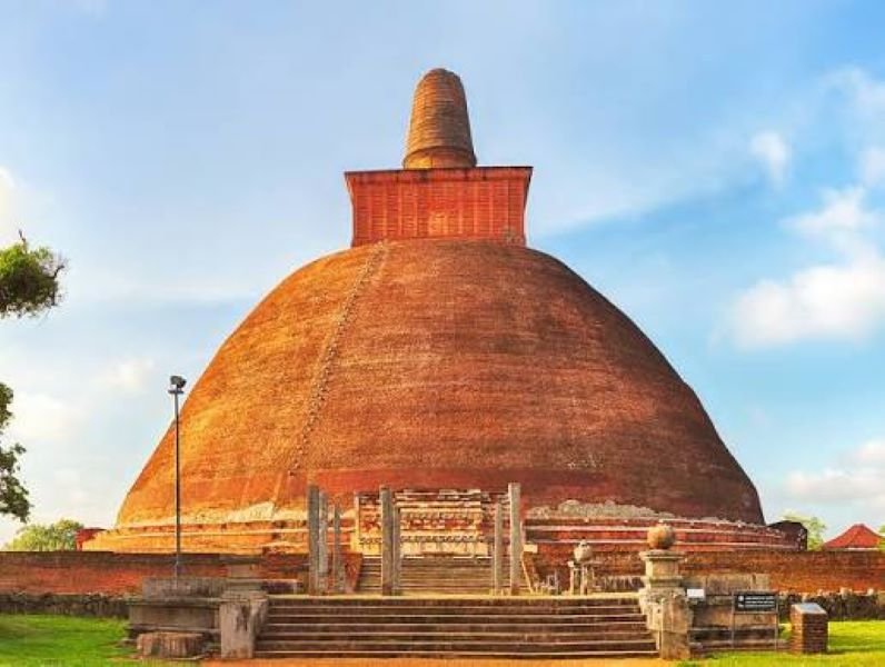 Taxi to Anuradhapura